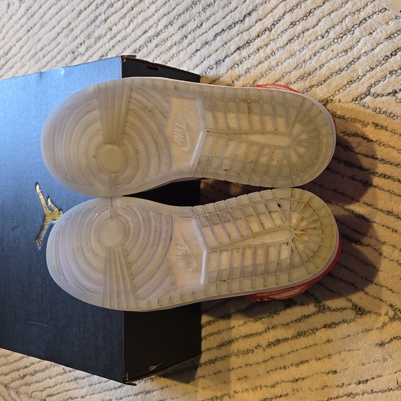 2021 Jordan 1 Mid SE ‘Barcelona Sweater red` 9.5 - Picture 13 of 16